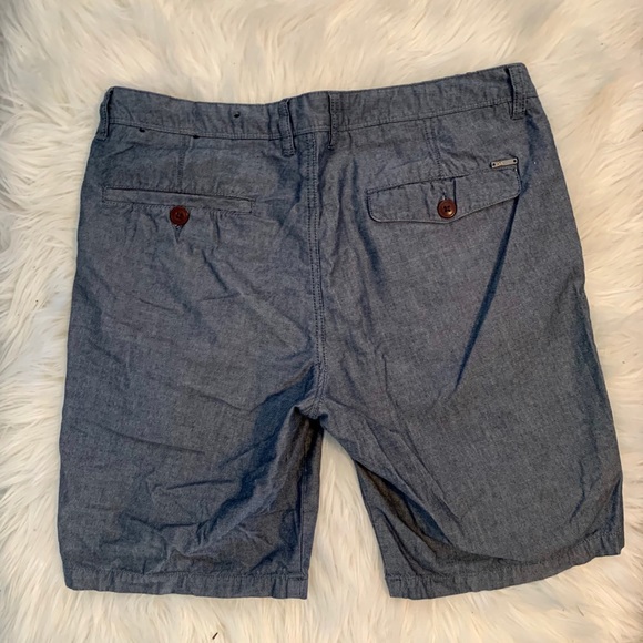 Shorts - Picture 4 of 5